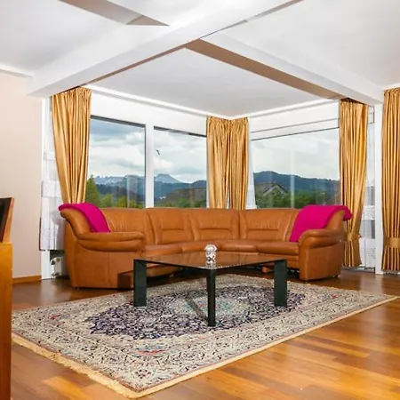 Swiss Views Hotel