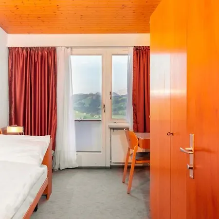 Hotel Swiss Views *