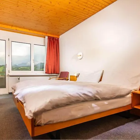 Swiss Views فندق