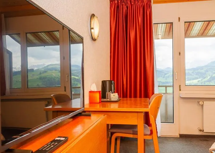 Swiss Views Otel